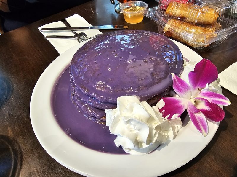 Ludi's Restaurant food