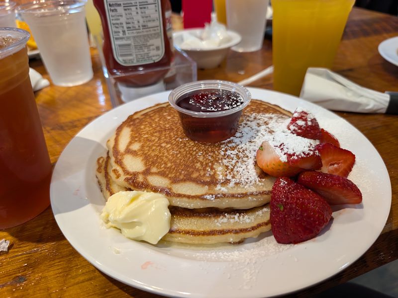 Ludi's Restaurant food